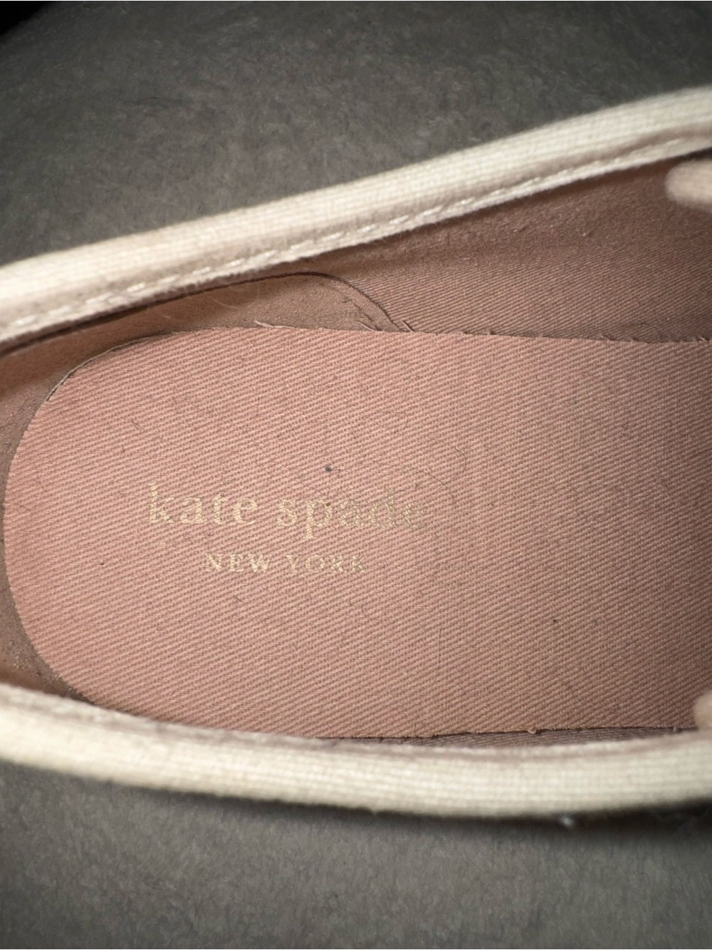 The Kate Spade Vale Spade Flower Coated Canvas Sneakers SZ 8.5B - Picture 9 of 14